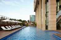 Kolam Renang Fraser Residence Menteng Jakarta