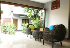 Lobby 2 W Hostel