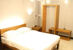 Bedroom 7 W Hostel