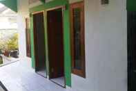 Exterior Quiet Room in Radio Dalam (RDL)