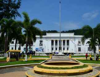 Exterior 2 Fame Hotel Catbalogan