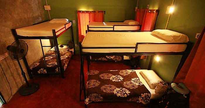 ห้องนอน Baan Chalok Hostel