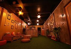 로비 3 Baan Chalok Hostel