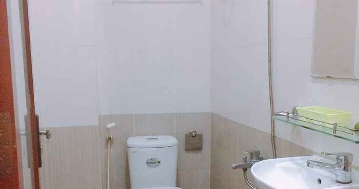 Toilet Kamar Thanh Tan Hotel