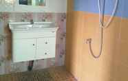 Toilet Kamar 7 Goodluck Guesthouse