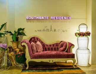 Lobi 2 Southgate Residence Hotel