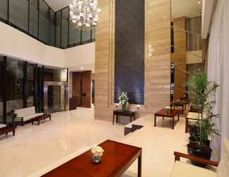 Sảnh chờ 2 Grandhika Hotel Pemuda Semarang