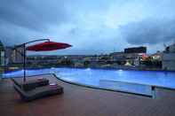 Swimming Pool Grandhika Hotel Pemuda Semarang