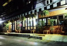 ภายนอกอาคาร 2 The Neighbor Hoot Hostel & Cafe