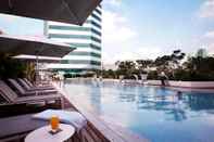 สระว่ายน้ำ Fraser Suites Singapore