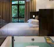 Bedroom 7 Fraser Suites Singapore