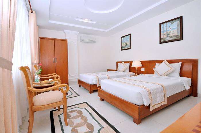 Tan Hoang Long Hotel khách sạn gần phố đi bộ Nguyễn Huệ