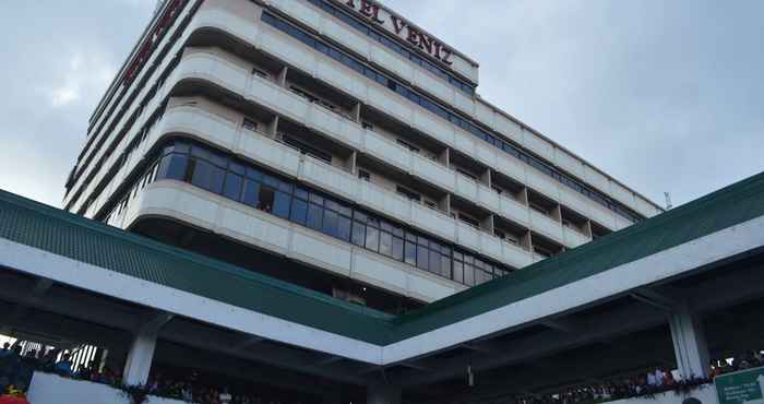 Bangunan Hotel Veniz Burnham