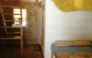 Kamar Tidur 7 White Sand Bungalows