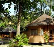 Kamar Tidur 7 Mayalay Beach Resort