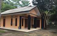 Bangunan 4 Rivana House