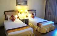 Kamar Tidur 4 Lee Gardens Hotel