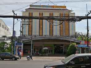 Exterior 4 Charoen Apartment Trang 