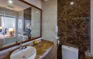 In-room Bathroom 5 Muong Thanh Holiday Quang Binh Hotel