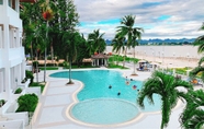 Swimming Pool 2 Fortune River View Hotel Nakhon Phanom