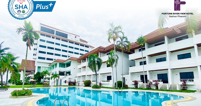 Swimming Pool Fortune River View Hotel Nakhon Phanom