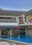 EXTERIOR_BUILDING RedDoorz Premium @ Nick Hotel Gerona Tarlac