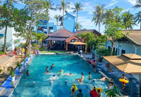 Hồ bơi Song Bien Xanh Resort