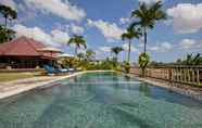 Swimming Pool 2 The Junno Boutique Villa by Nagisa Bali