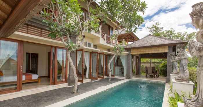 Swimming Pool Villa Lidwina by Nagisa Bali