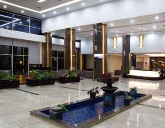 Lobi 2 Best Western Plus Coco Palu