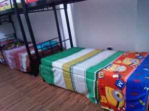 Kamar Tidur 4 AM Air-Con Homestay