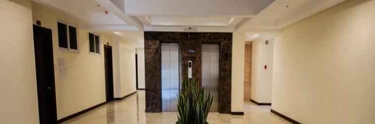 Lobby Santoni's Place (Minimum 7 Nights Stay)