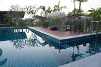 Swimming Pool Baanwaan Resort