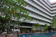 สระว่ายน้ำ Hatyai Paradise Hotel & Resort