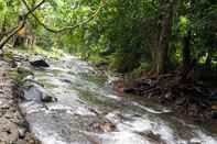 สิ่งอำนวยความสะดวกด้านความบันเทิง Tree Tops River Huts