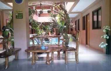 Lobi 2 Boracay Studio Apartments 25