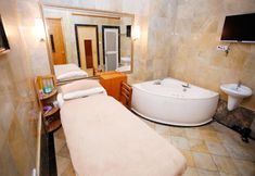Phương tiện giải trí 6 A25 Luxury Hotel