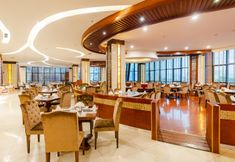 レストラン 6 Muong Thanh Luxury Quang Ninh Hotel