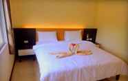 Kamar Tidur 7 Varin Beach Resort