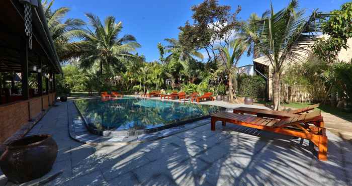 Swimming Pool La Paloma Resort Phu Quoc