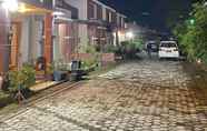 Bangunan 4 Radja Daily Rent House