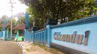 Bangunan 4 Cottages Pemandian Air Panas Cikundul Sukabumi