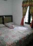 BEDROOM Double Bed at Jalan Merica Pondok Cabe (MIC)