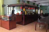 Quầy bar, cafe và phòng lounge Huong Tra Hotel