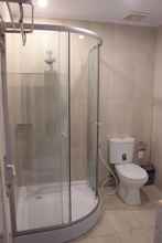 In-room Bathroom 4 Green Hero Hotel Darajat