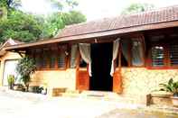 Exterior Joglo Mbah Guru Villa Homestay