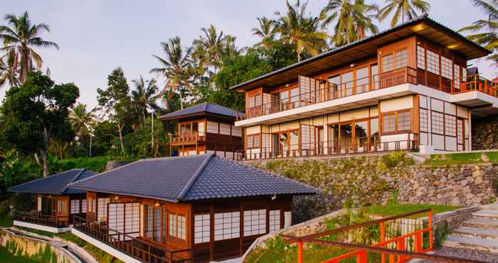 Bên ngoài Suarapura Resort & Spa