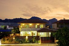 Bên ngoài Baan Andaman