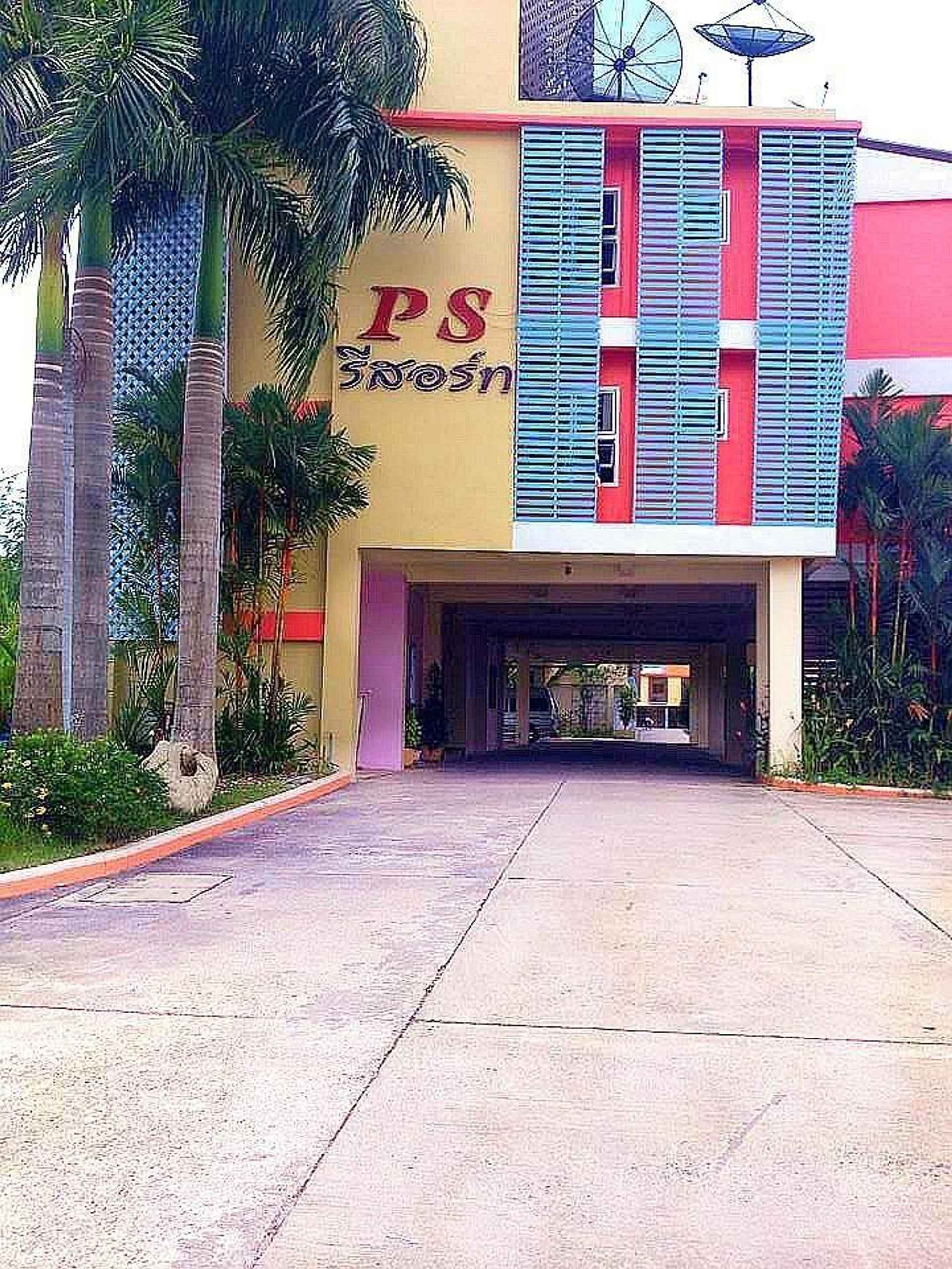 Exterior PS Resort