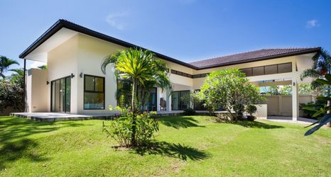 Exterior 2 Baan Rim Klong